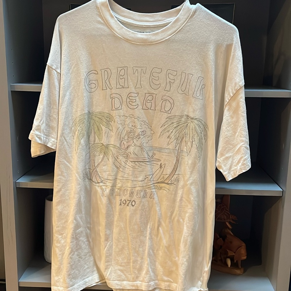 American Eagle oversized tee